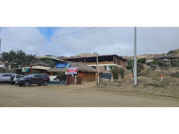 Venta de terreno con departamentos  en Playa Santa Marianita.