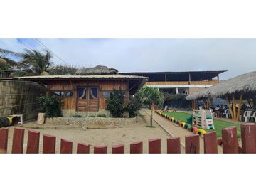 Venta de terreno con departamentos  en Playa Santa Marianita.