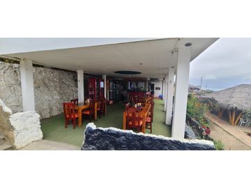 Venta de terreno con departamentos  en Playa Santa Marianita.