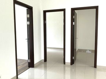 Rumah Minimalis Modern Posisi Hook Di BSD 7459