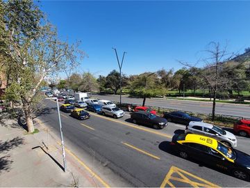 Gran departamento en Providencia, 340 mts 2