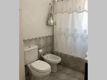 NUEVO PRECIO - Departamento en Venta en Caballito 3 ambientes 2 baños 72 m2 + balcón, con cochera – Luis Viale 1800