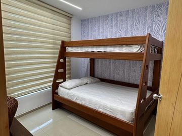 VENDO HERMOSO DEPARTAMENTO FULL AMOBLADO EN TONSUPA EXCELENTE VISTA