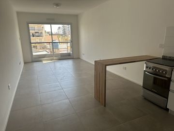 VENTA DE DEPARTAMENTO 1 AMBIENTE AV.CASEROS - CABA