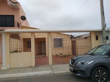 Casa de  Venta, Urbanización Villa del Mar, Santa Elena