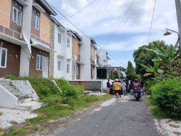 DIJUAL RUMAH 2 LANTAI SIAP HUNI DI KULONPROGO YOGYAKARTA