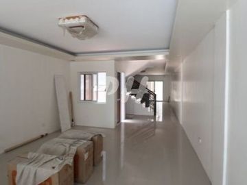 Modern Townhouse For Sale in Don Antonio near Commonwealth Avenue PH1004
