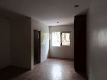 Modern Townhouse For Sale in Don Antonio near Commonwealth Avenue PH1004