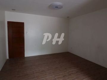 Modern Townhouse For Sale in Don Antonio near Commonwealth Avenue PH1004