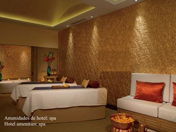 Penthouse con alberca privada, cuarto de servicio con baño,club de playa, campo