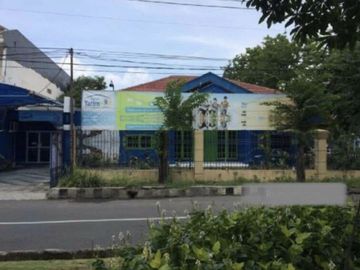 Rumah komersial area di raya sukomanunggal SBY barat