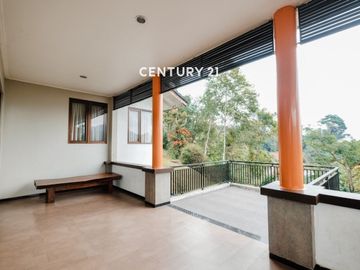 D I J U A L VILLA KOMERSIL AREA WISATA PASIRJAMBUCiwidey