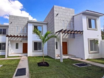 Casa en Condominio en Acapatzingo, Cuernavaca, Morelos CAEN-958-Cd*