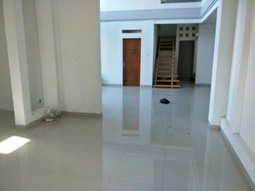 Rumah 2 Lt Hook Tamansari Bukit Bandung Arcamanik