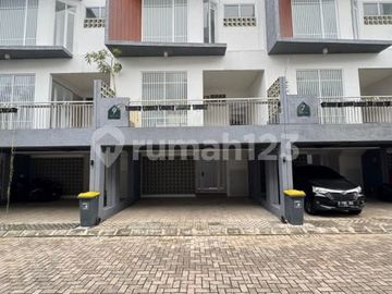 Rumah Brand New Japanese Style 3 Lantai di Cinere Dekat ke Mall