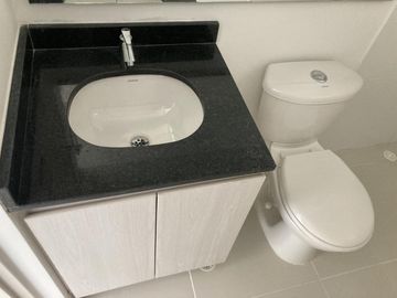 apartamento en venta en alameda del rio. Cod V102948