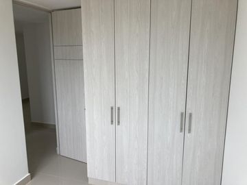 apartamento en venta en alameda del rio. Cod V102948
