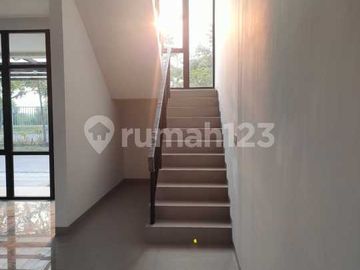 Rumah Pik2 Cluster Simprug Residence Uk 10×20M² Hadap Utara