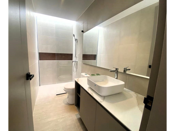 CASA EN VENTA EN CONJUNTO EN SAN JUAN DE CUMBAYA (CB)