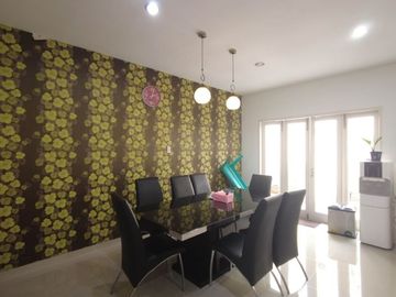 Villa Griya Riatur Indah Jalan Gladiol Medan