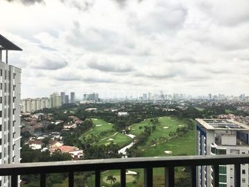 Apartemen Hamptons Park Hadap Pondok Indah Golf Course, Jakarta Selatan