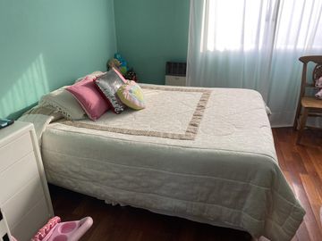 Impecable casa de categoría  reciclada a nuevo de 3 dormitorios en Olivos