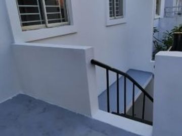 Di jual rumah modern siap huni di Cluster Chalcedony Phg Summarecon