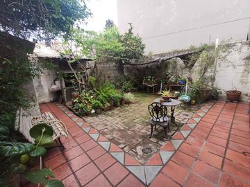 Casa PH en venta en Moron Centro