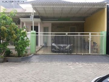 Rumah delta Gardenia IV Plafon 4meter Hadap utara , Strategis
