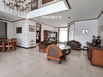 Rumah Dijual Di Kawasan Premium Boulevard Pondok Indah