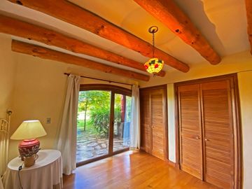 Casa con hermosa vista y acceso al Lago Ranco