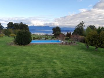Casa con hermosa vista y acceso al Lago Ranco
