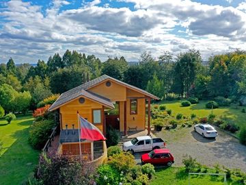 Casa con hermosa vista y acceso al Lago Ranco