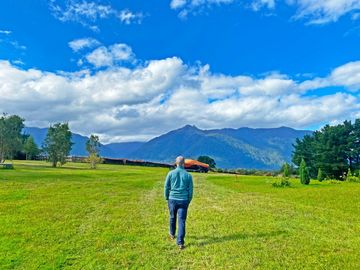 Casa con hermosa vista y acceso al Lago Ranco