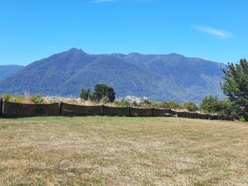Casa con hermosa vista y acceso al Lago Ranco