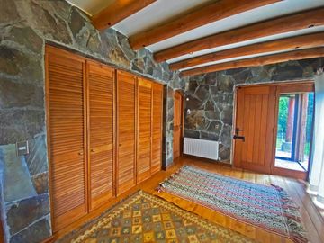 Casa con hermosa vista y acceso al Lago Ranco