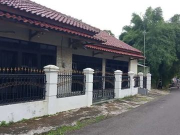 Rumah Kokoh dan Bebas Banjir 900 meter ke Kantor Lurah Bukit Duri