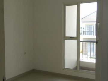 Rumah Gedong 9x20 di Suvarna Sutera Design Modern & Strategis