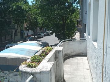 Venta PH 4 amb. Al frente