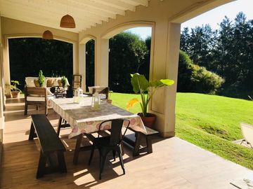 Casa venta 3 dormitorios Muy buen Diseño en Castores al lago