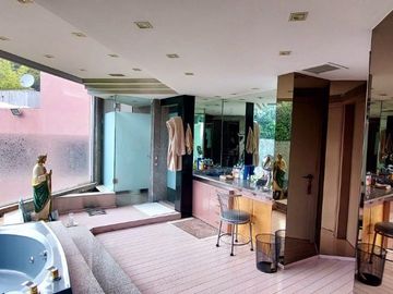 Casa en venta en Lomas Altas