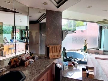 Casa en venta en Lomas Altas