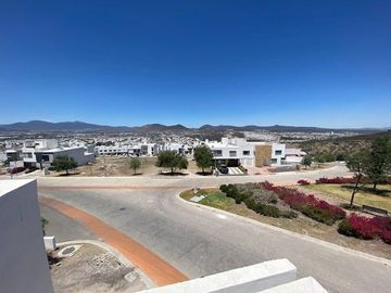Se Vende Residencia en Grand Preserve Juriquilla, Roof Garden, Jardín, de Autor
