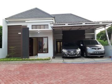RUMAH SIAP HUNI NUANSA ASRI DALAM CLUSTER DI SLEMAN