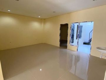 Rumah Baru Renovasi Darmo Indah Timur, Siap Huni Hadap Timur eladn
