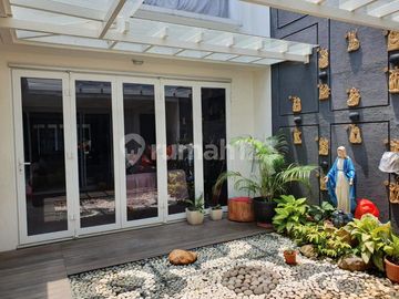 Dijual Rumah Greenwich Cluster Whitsands, BSD City Semi Furnished & Siap Huni