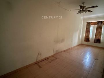 Rumah Cocok Untuk Usaha Lokasi Villa Tomang Baru Pasar Kemis