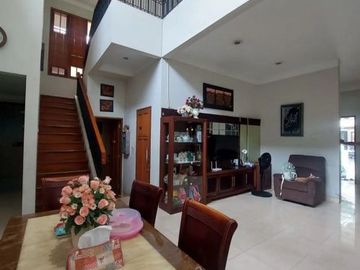 Rumah Mewah Strategis di Sektor 7 di Menteng Bintaro 8379