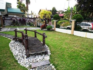 House and Lot for Sale with 4 Bedrooms and Big Garden in Pam