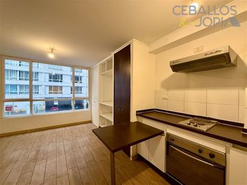 Departamento en venta de 1 dorm. en Estación Central